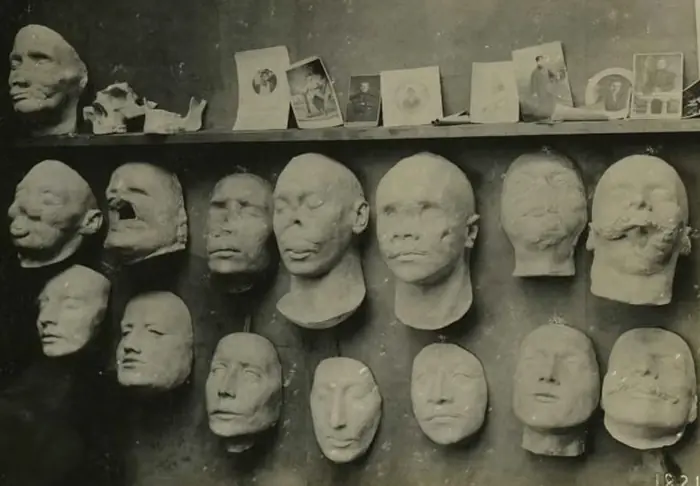 La Maschera umana